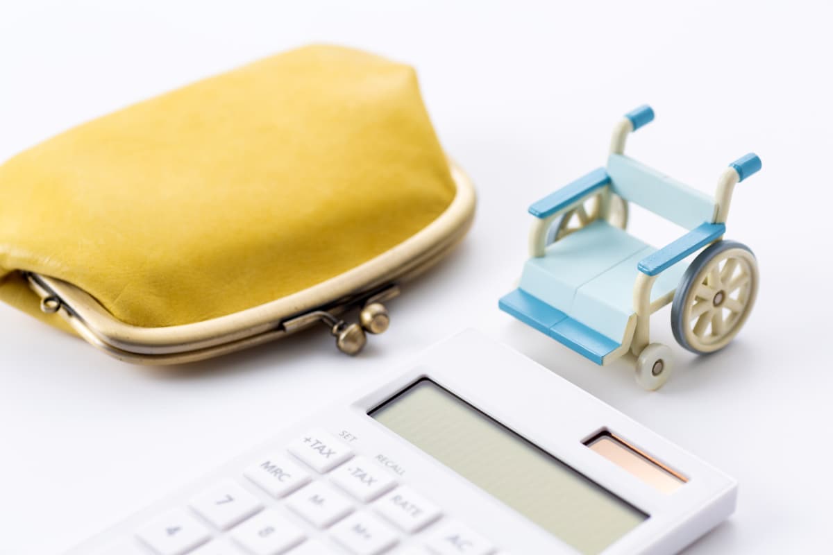 義両親の介護費用を負担し続けた果てに……。夫の死後に発覚した多額の借金、世帯年収160万・62歳女性が失ったものとは？