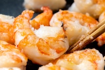 背中を切って焼くだけ「レモンマヨエビ」＆中毒性抜群のピリ辛味噌味玉、大豆サラダが化ける農家直伝の裏ワザ