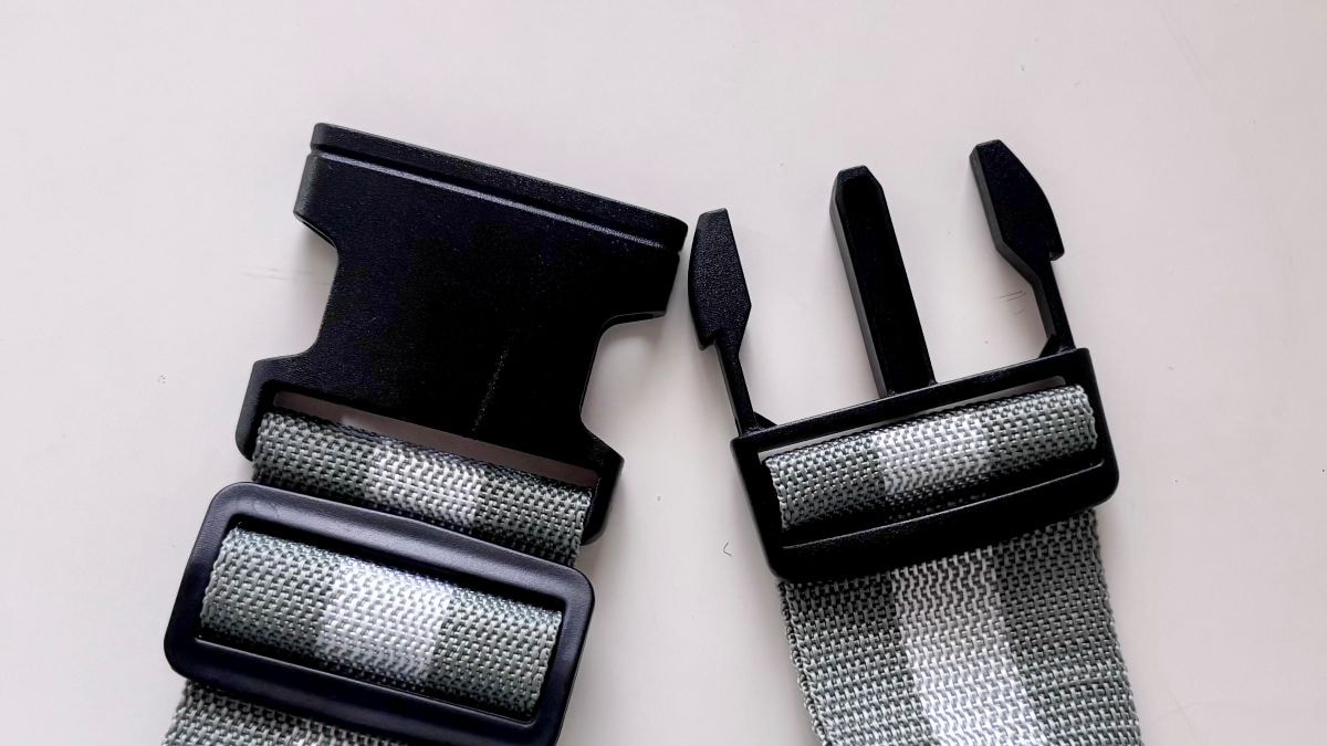 旅行前に揃えたい！スーツケースベルトは100均でゲット♪ 売り場もチェック