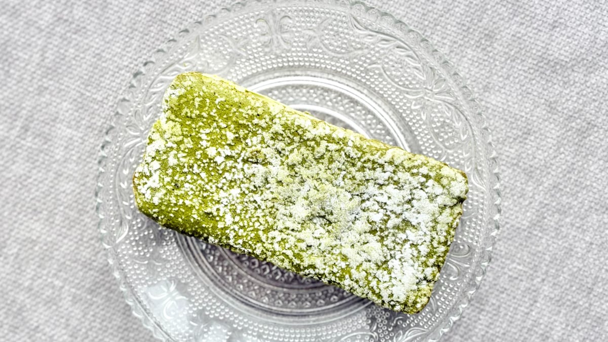 ほろ苦くて上品な味わいを堪能！【ファミマ限定】の抹茶アイスって？