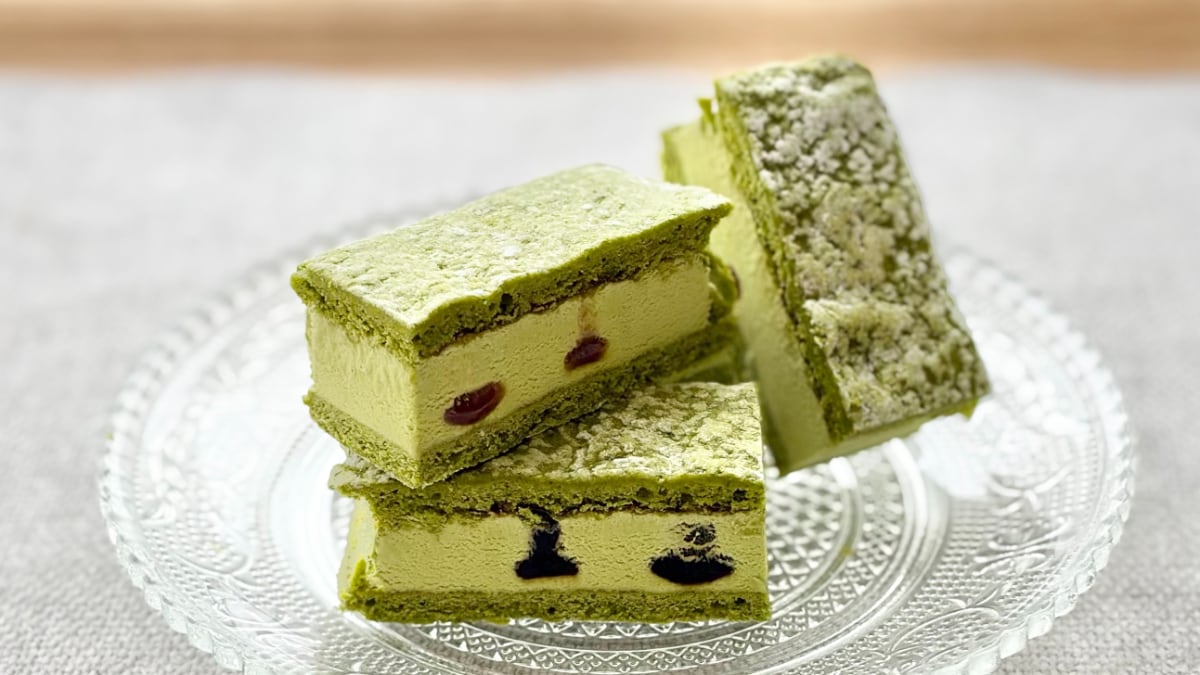 ほろ苦くて上品な味わいを堪能！【ファミマ限定】の抹茶アイスって