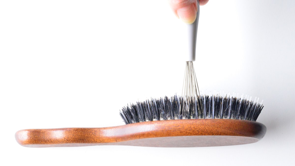 100均「ヘアブラシクリーナー」を使ってみた！【ダイソー・キャンドゥ】