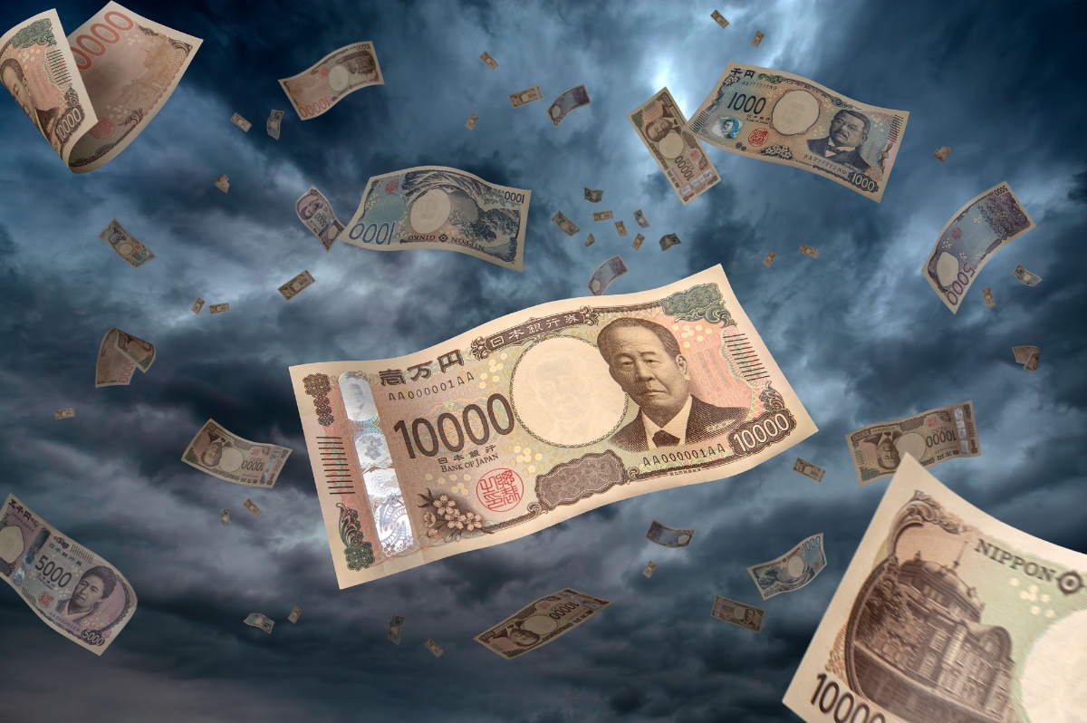 父亡き後、共同経営者の持ち逃げで500万の損失！世帯年収250万未満・64歳女性が相対した「天然の詐欺師」