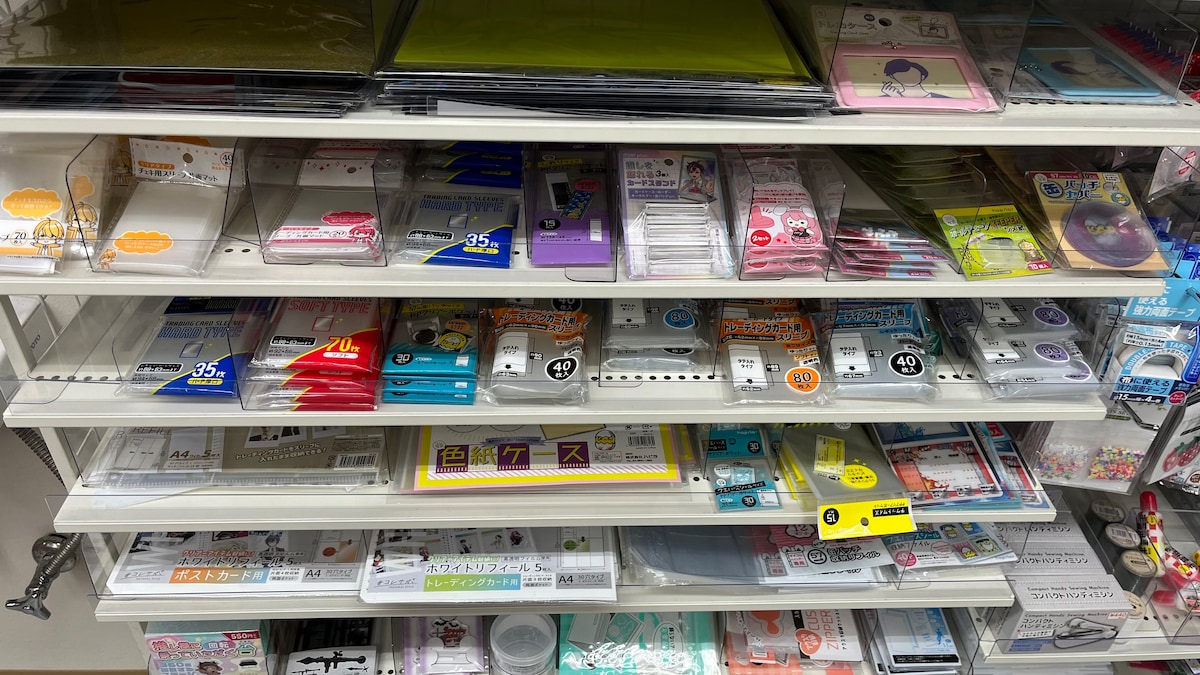 【100均】カードスリーブの売り場はどこ？ダイソー・セリア・キャン★ドゥで実際に買ってみた！