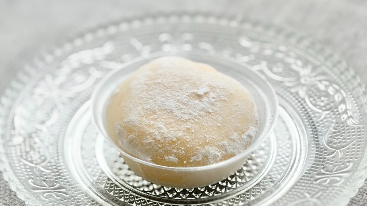 とろける生地で「ほぼ液体」【ローソン】のコラボ和スイーツが甘くて美味