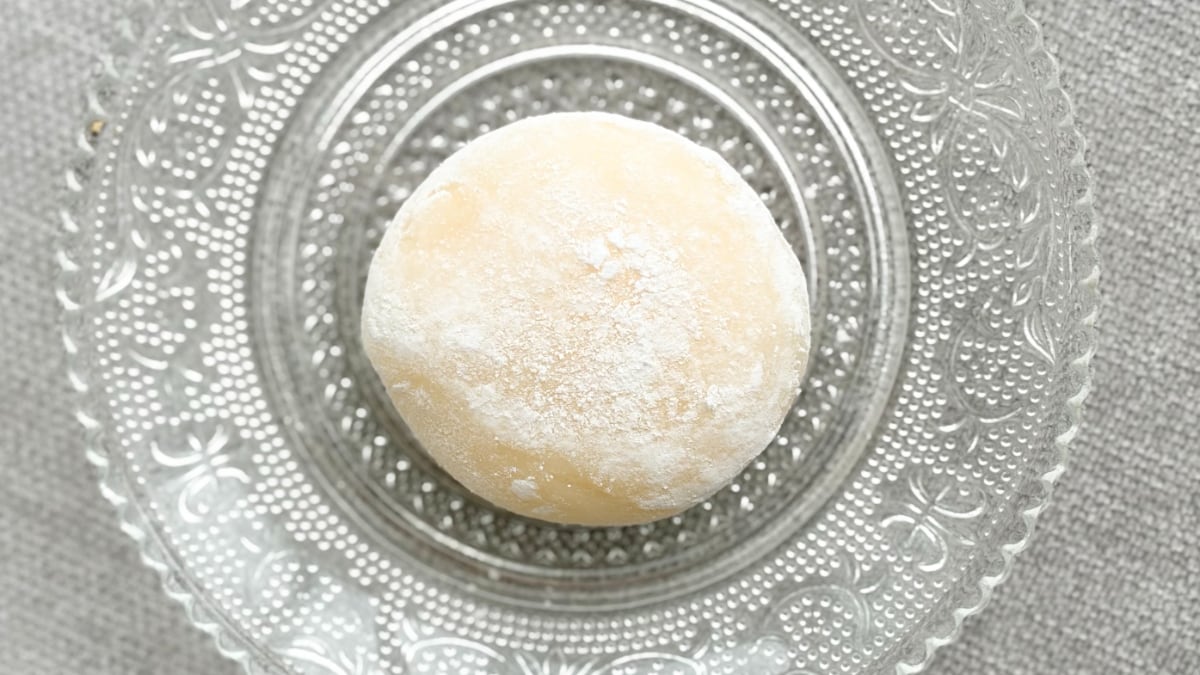 とろける生地で「ほぼ液体」【ローソン】のコラボ和スイーツが甘くて美味