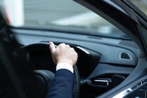 当然アウトだが……運転代行待ちの落とし穴！！そのほかフワちゃんが明かす休業中のお金事情も
