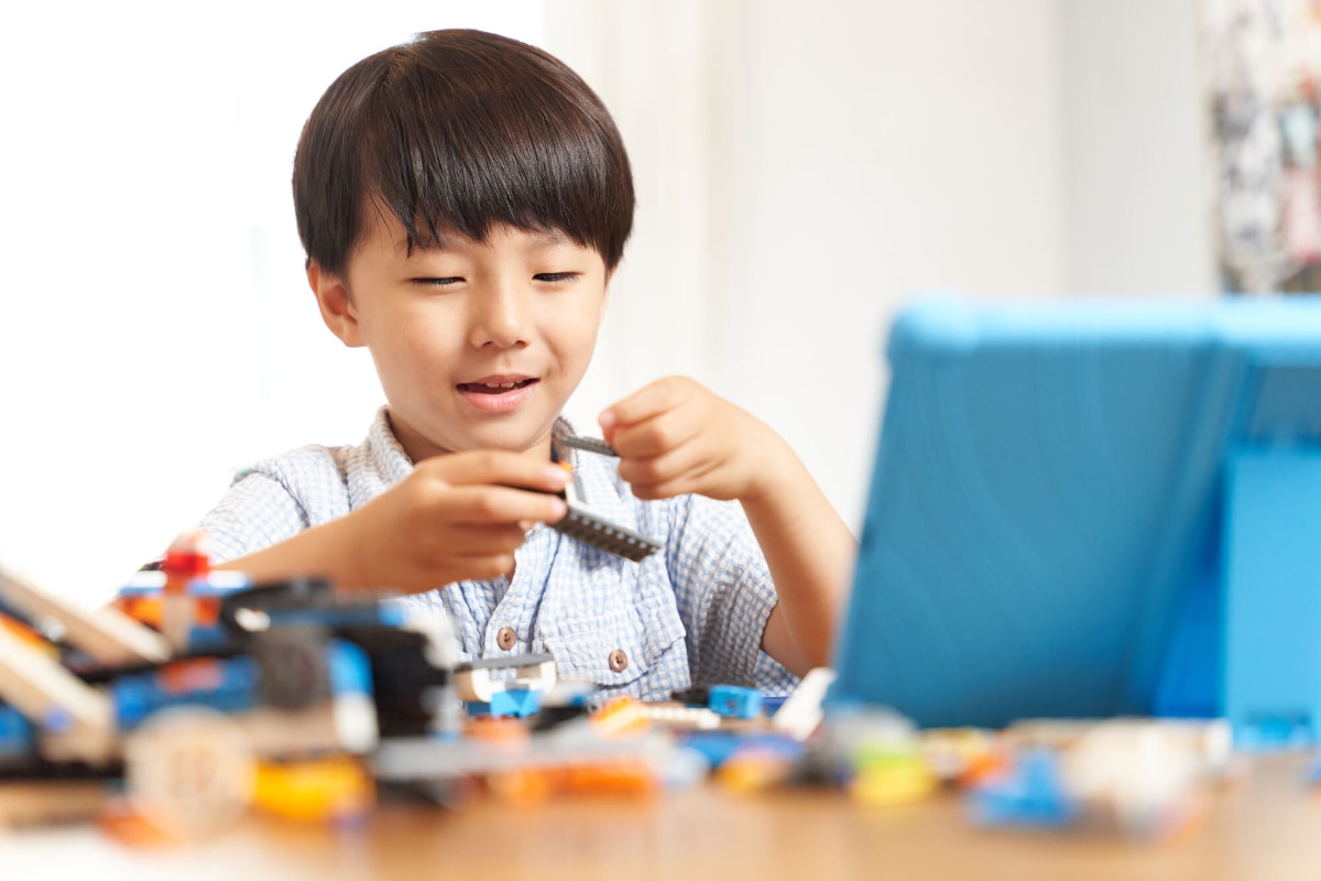子どもの動画視聴やゲームが長時間に……脳科学者が考えるメディアとの適切な付き合い方とは？