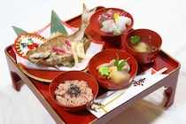 お食い初めを「手作り鯛」でマウントしたママの悲劇。無理な見栄が招いた、お祝いの席での“悲痛な叫び”とは？