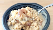 混ぜて食べて背徳感マックス！【ローソン】人気店監修グルメがハマる味