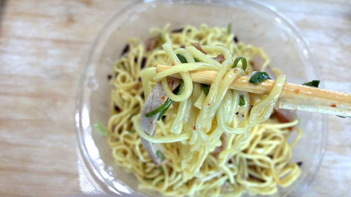 「一生食わん」「うまい」と賛否両論! 【ファミマ】あの超有名店とのコラボ商品はおいしいのかリアル食レポしてみた
