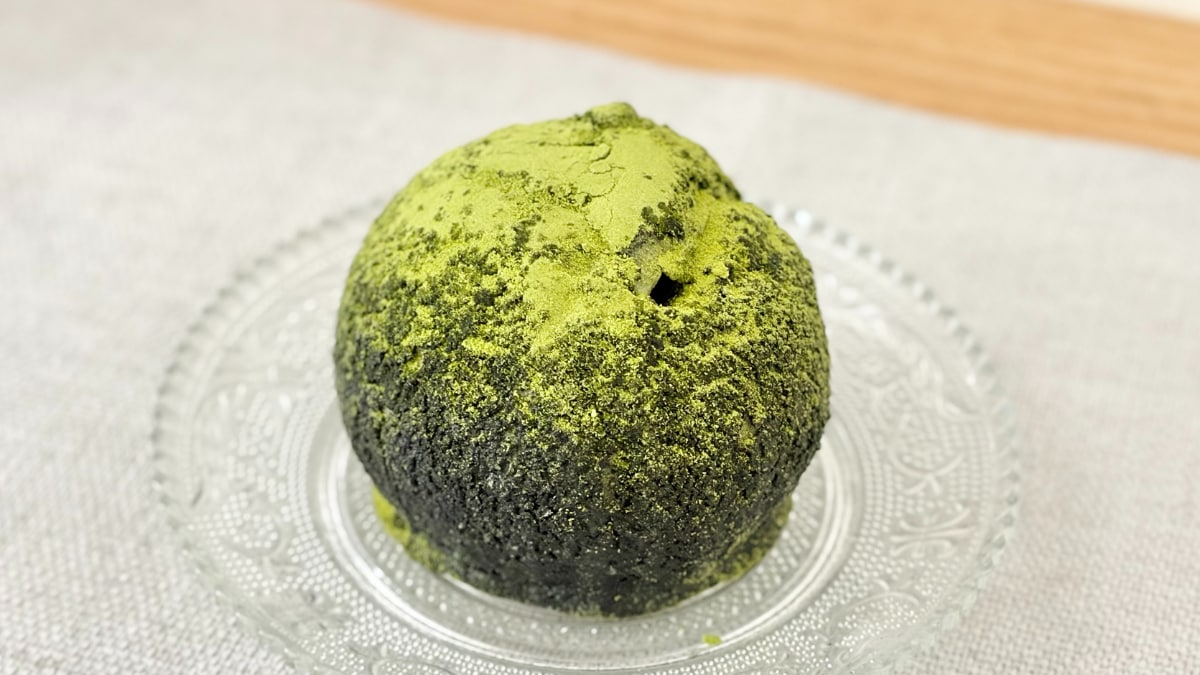 苔玉っぽいけど「マジ美味い」【ローソン】の大人気コラボスイーツって？