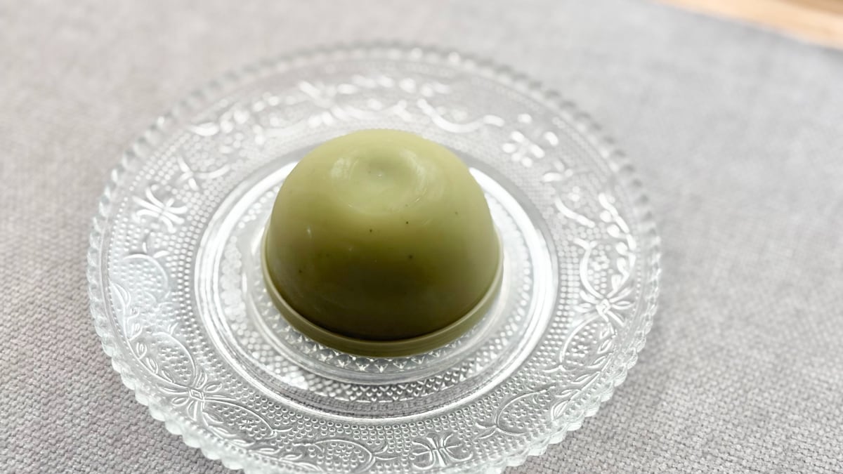 ねっとり濃厚で「めっっっちゃ最高」【ローソン】の抹茶プリンを実食！