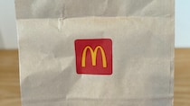 濃いめソースのダブルパンチ！【マクドナルド】に登場、ご当地の味を実食