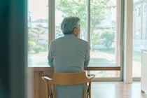 「働かない父」を軽蔑した60歳長男が選んだ生き方！母子手帳の日に31歳妻が抱いた1万6000円の罪悪感と、大黒字の銀行の裏で泣く高齢者