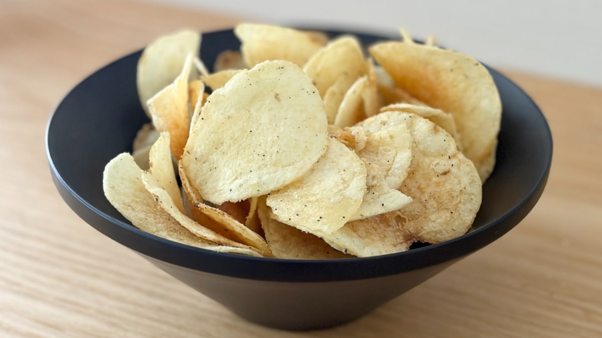 大当たりの組み合わせ！【山芳製菓】のポテチが「うますぎてびびる」