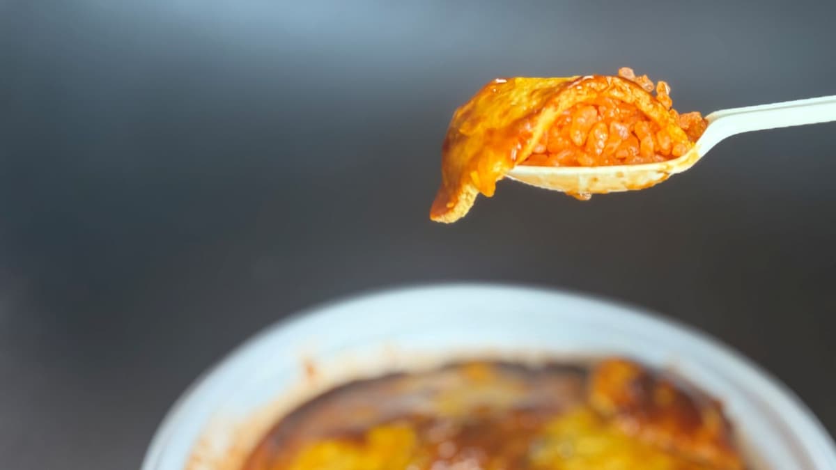 世界的某ソースブランドと最強コラボ【ファミマ】レストランの本格的な味を楽しめるおすすめランチ