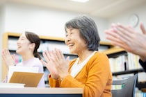 無料の備品に釣られて100万円の布団を購入！？世帯年収470万・52歳男性が騙された祖母に抱いた「情けなさ」と深い悲しみ