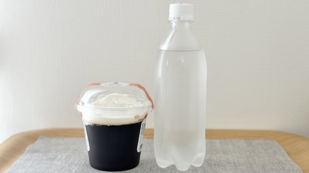 「バカの食い物すぎる」「デカくてうまい」【ファミマ】巨大ゼリーを実食