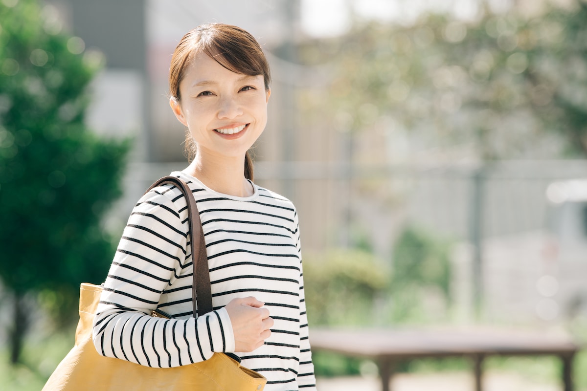 「絶対に稼げる」先輩の言葉を信じて30万円の借金……世帯年収650万・31歳女性が陥った「洗脳」状態と深い自己嫌悪
