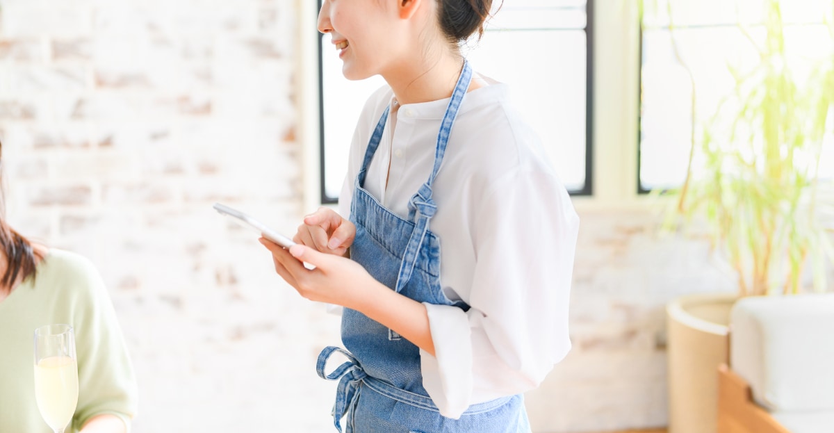 給与の受け取りのために必要、と言われたものは？年収200万・29歳女性が乗ってしまったSNSの「甘い話」