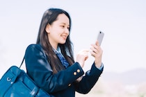【2026年版】子どもが夢中なビーリアル（BeReal）の使い方とは？安全設定を徹底解説