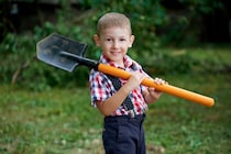 子どもの自立心を育てる「家事分担」と「お小遣い制」とは？アメリカの家庭に見習うべき、親の姿勢