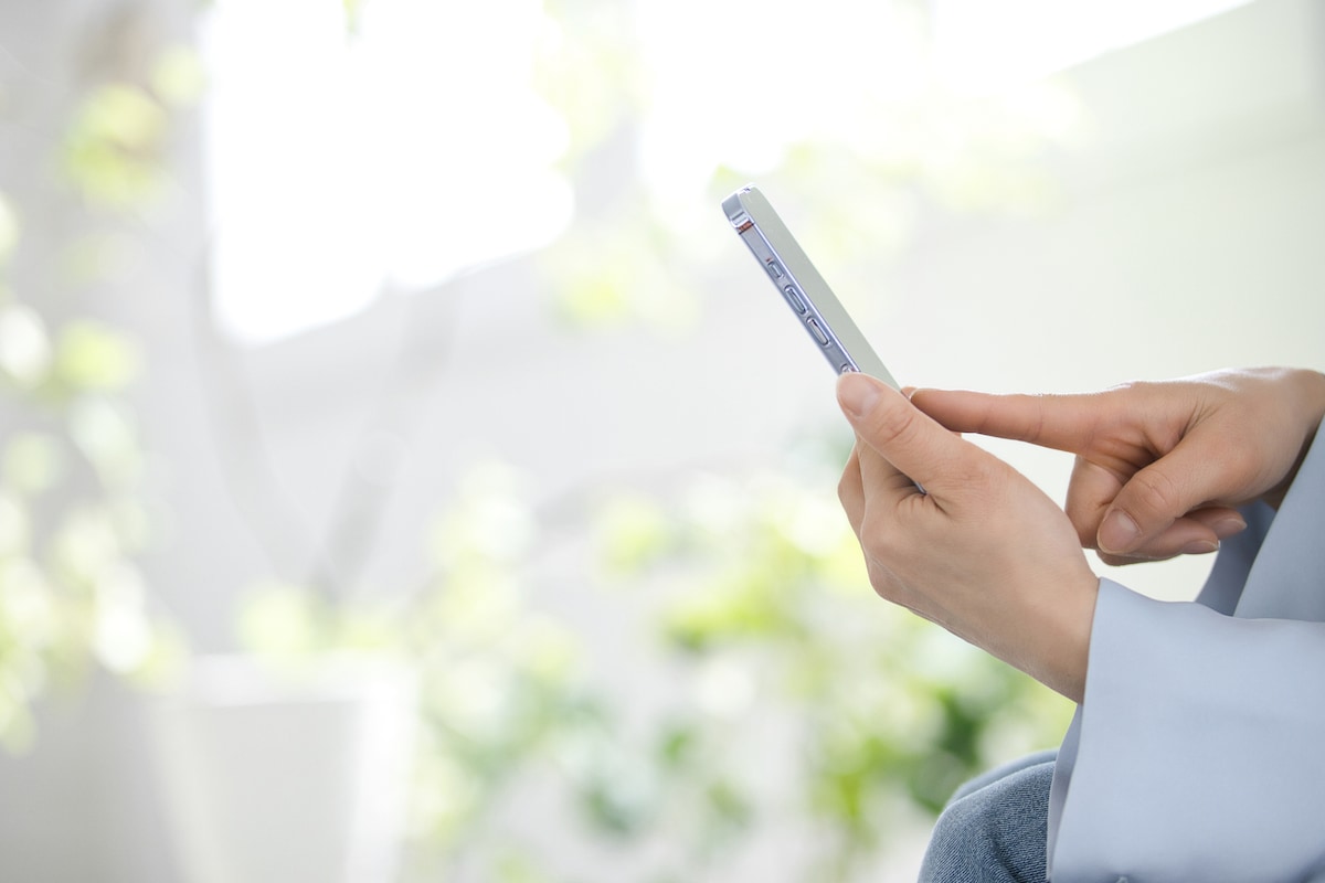 【2026最新】ビーリアル（BeReal）のスクショはバレる？通知廃止の真相と子どもを守る安全対策