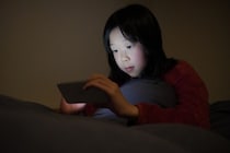 「遅ければ遅いほどよかった」と思いながらも…40代母の本音。スクリーンタイム自己解除・Apple Music勝手登録・深夜ゲームの一部始終