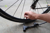 日本が危険な“元凶”とは？＆自転車の空気入れで100円請求された客の粋な行動！道路の「ひし形」の正しい意味