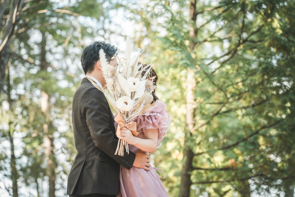 キス中の男の本音100選＆「何もないよ」と笑った朝の転勤辞令、「お母さんか」への既読スルー後の言葉