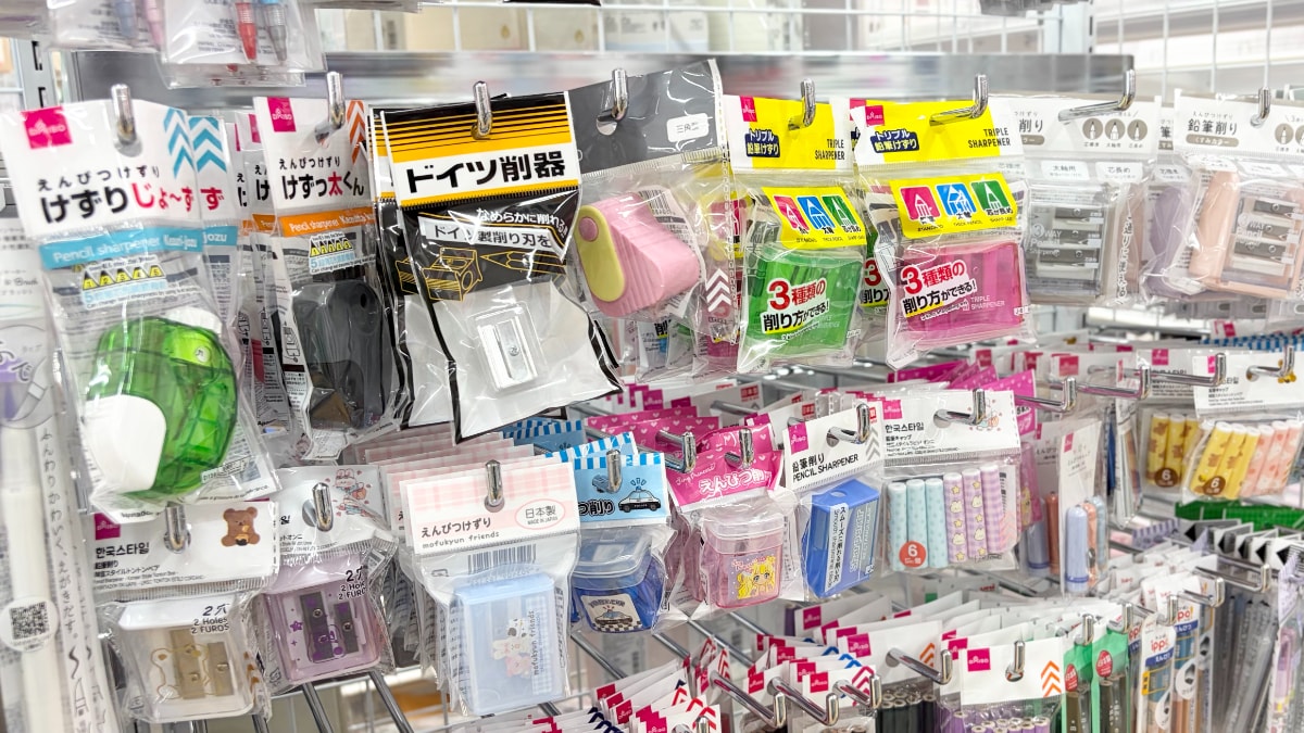【ダイソー】鉛筆削りのおすすめ5商品を徹底レビュー！電動・手動それぞれの使い勝手は？