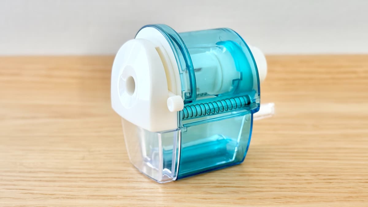 【ダイソー】鉛筆削りのおすすめ5商品を徹底レビュー！電動・手動それぞれの使い勝手は？