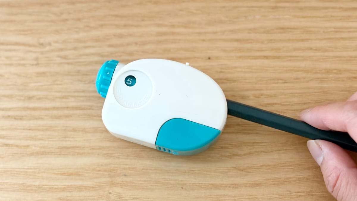 【ダイソー】鉛筆削りのおすすめ5商品を徹底レビュー！電動・手動それぞれの使い勝手は？