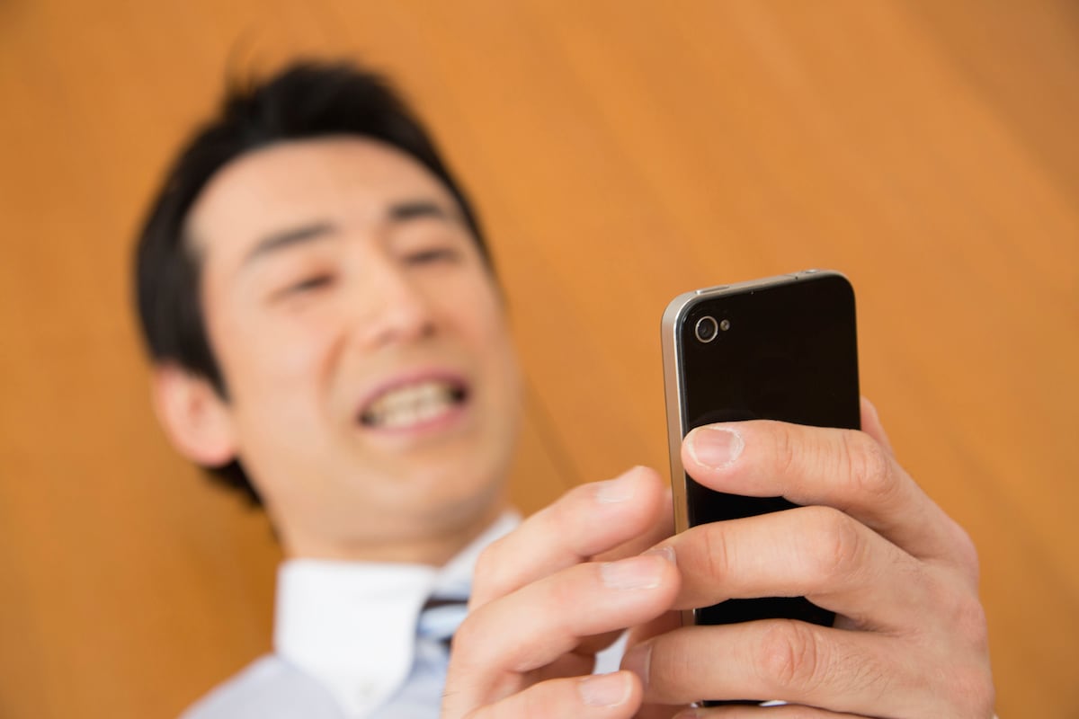 「ルールは縛るためではなく安全に楽しむため」！40代父が娘に実践した「書面サイン」スマホ管理術の全貌