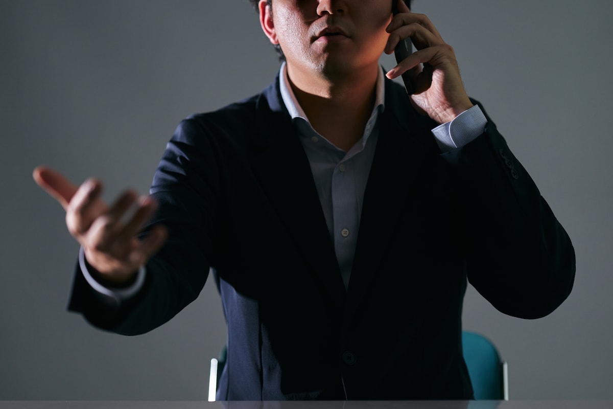 退職金1,800万円消滅！！そして持ち家を……。世帯年収180万・65歳男性が体験した特殊詐欺被害の末路