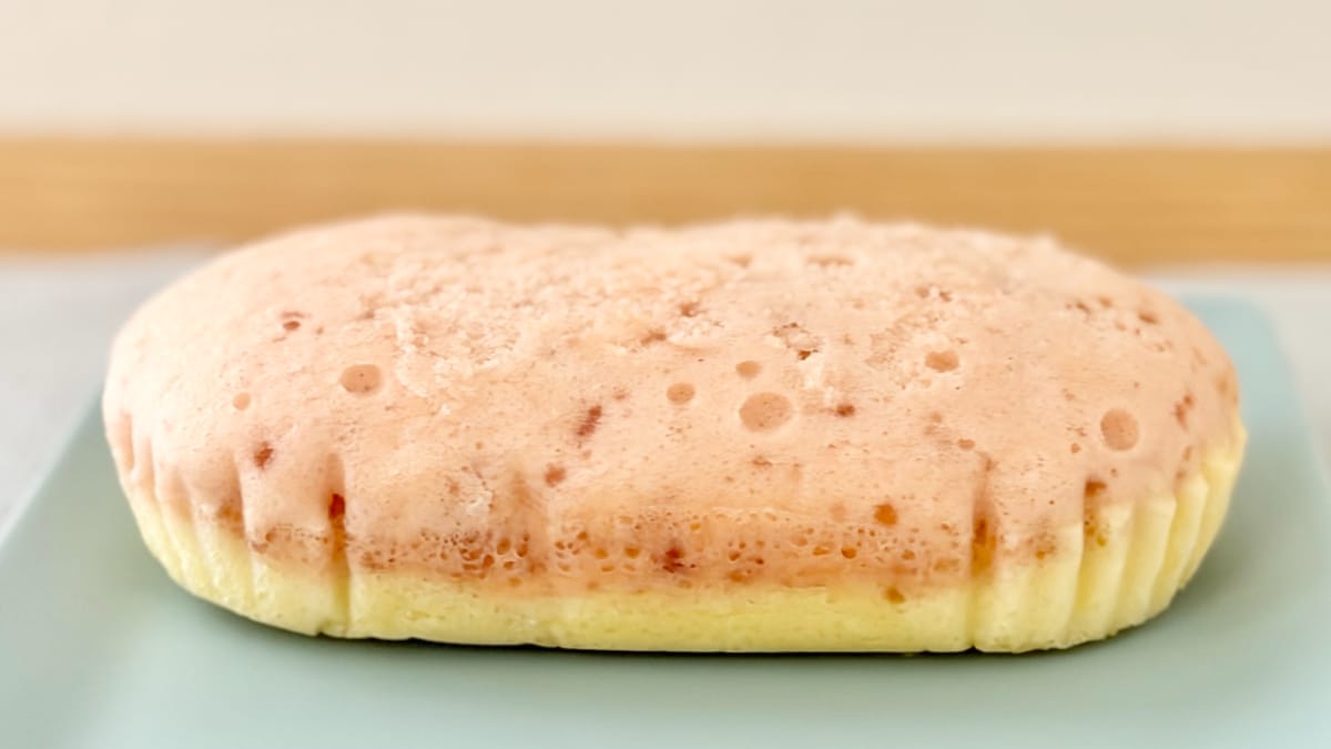 いちごの甘酸っぱさが「たまら〜んっ」【ファミマ】新作は冷やしてもおいしい