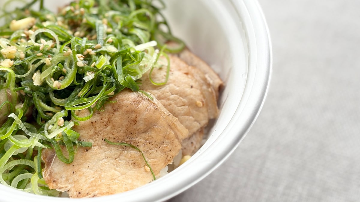 味濃いめが「うめぇ」【松屋】豚ロース×ネギ塩の丼が塩辛くてハマる！