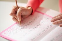 意外すぎる読み方の難読漢字や梅雨の季節に活躍するあの生き物のクイズに読めたら博識なハイレベル漢字