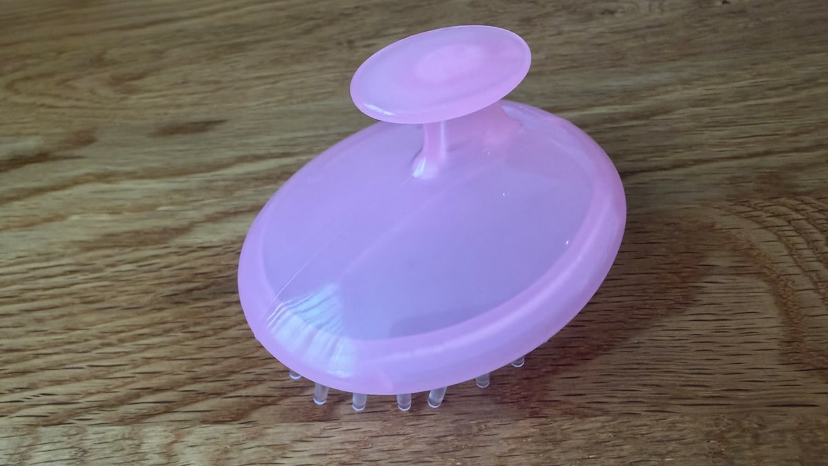 100均の頭皮マッサージグッズを2商品買ってみた！ダイソーで見つけた110円アイテムをレビュー