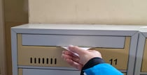 妻の手紙漁りに崩れ落ちる不倫女の衝撃の理由！おもちゃを与えすぎる義実家と助産師に反論したママのワケ