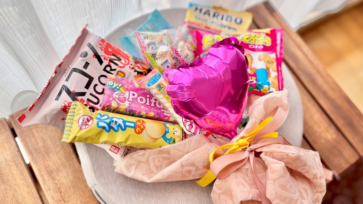 100均でお菓子ブーケを手作りしよう! 写真映えする包み方やコツも紹介