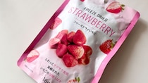 やっと見つけた！ダイソーの「フリーズドライいちご」が美味♡ これが100円は神すぎる……！