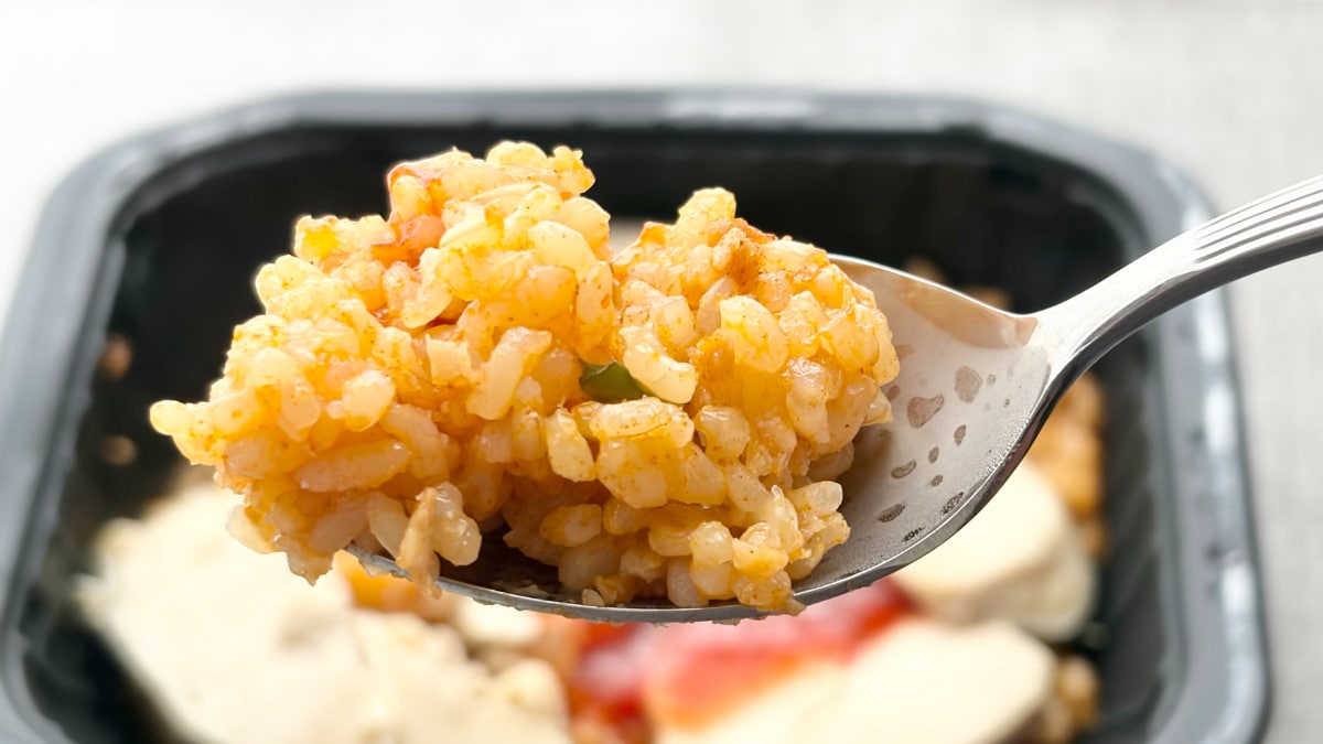 ボディメイクに励む人に！【セブン】に「ジム飯」が登場中、その味は？