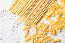 業スーでリピーター続出の絶品モチモチパスタ麺！レジ割り込みカップルを退散させた息子の言葉や衝撃の再婚劇
