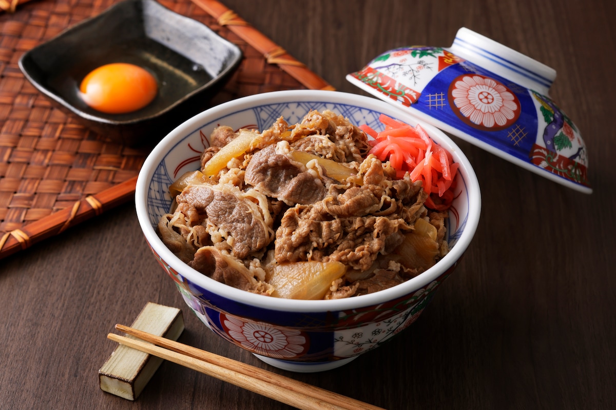 温泉に入れなかった娘の悲劇とコメダの限定ソーダの衝撃!牛丼屋での外食を最悪な結果に変えた夫の行動