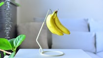 【ダイソー】バナナスタンドを徹底レビュー！話題のあの使い方も