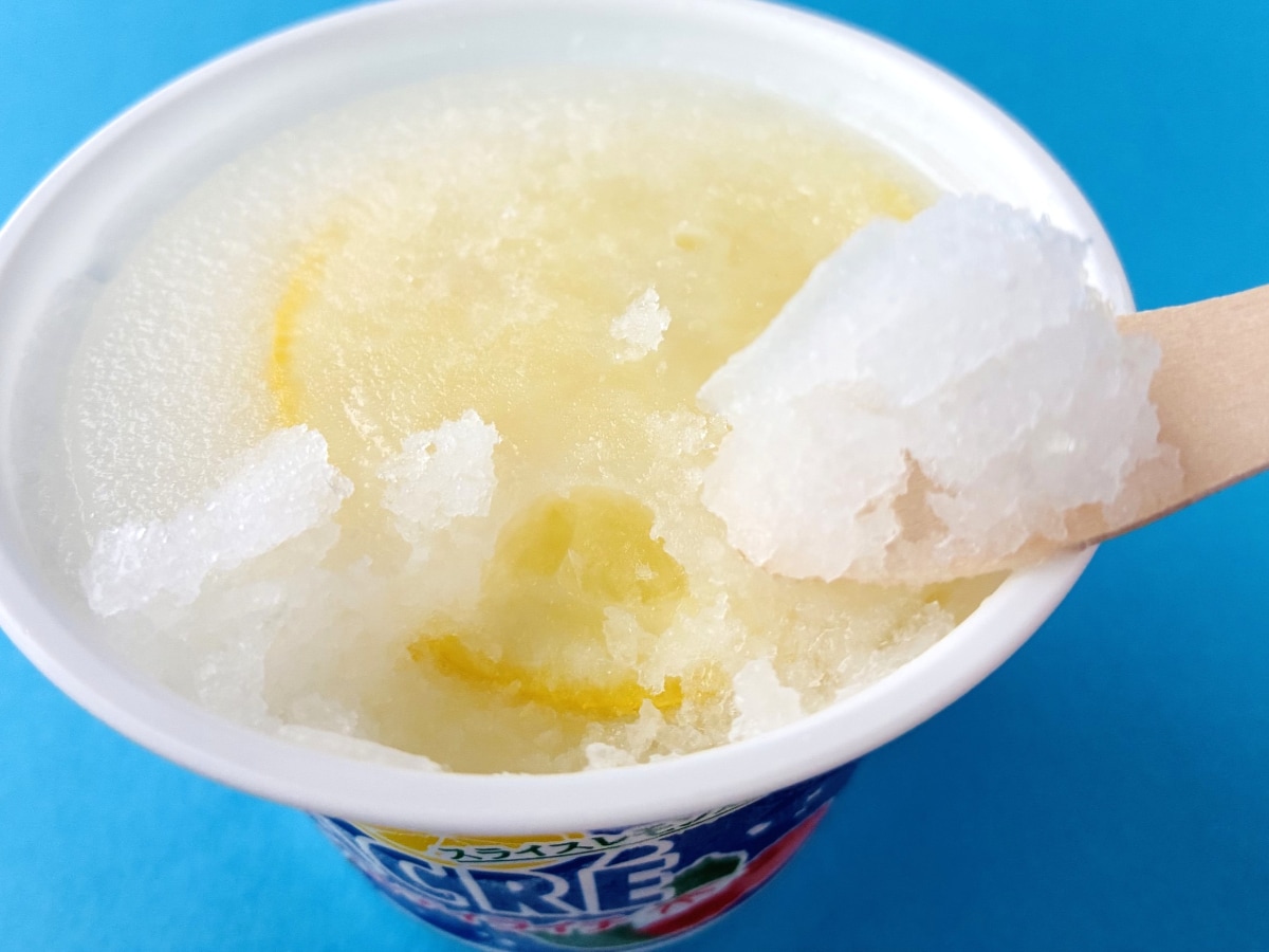 「サクレ至上No.1!」「リピートしたくなる美味しさ!」【ファミマ限定】「サクレ ソルティライチ」