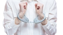 坂口杏里の万引き逮捕からボビー・オロゴン再逮捕まで…芸能人"転落の瞬間"3選