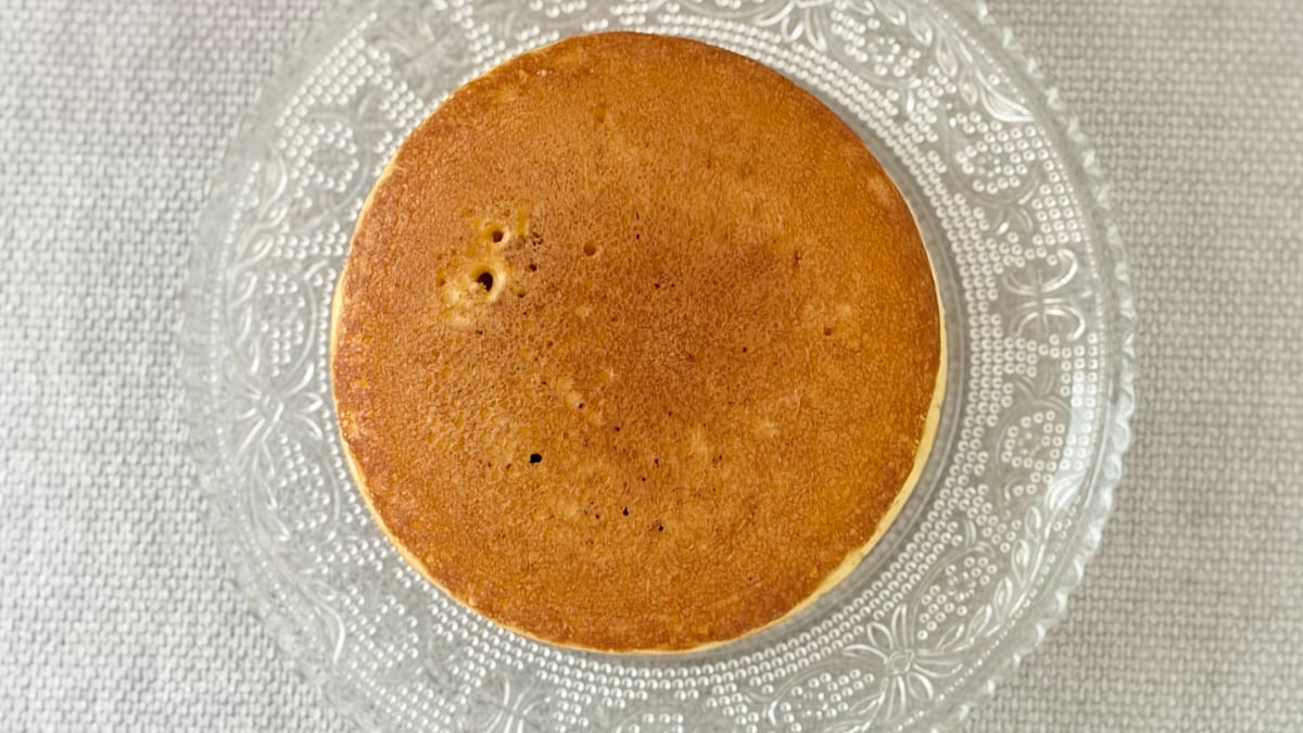 もっちもちの生地がとっても美味！【ファミマ】のどら焼きを食べてみた